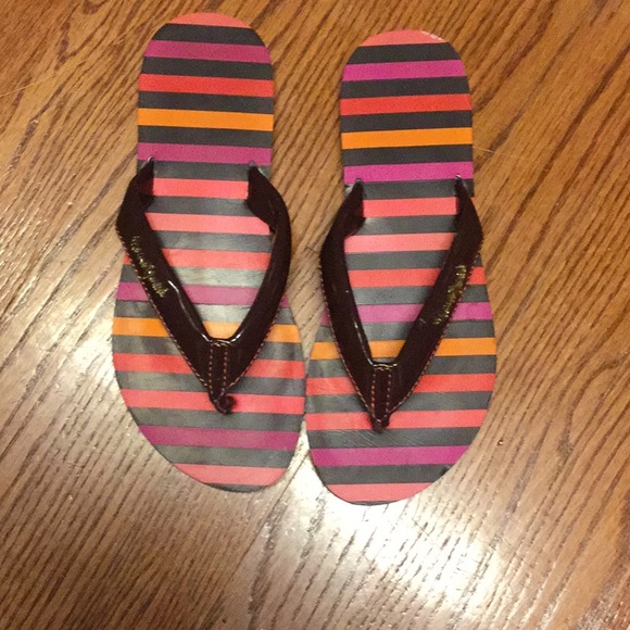 henri bendel Shoes - Henri Bendel flip flops